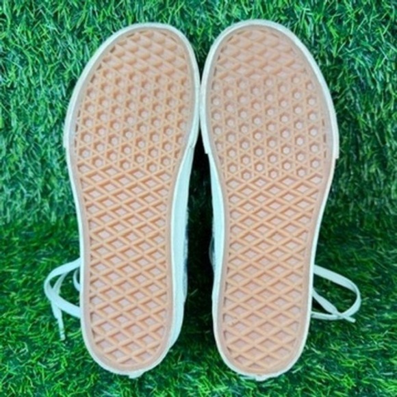 Vans Old Skool Stackform Blue Eyelet Denim Platform Sneakers Womens 7 Mens 5.5 - Picture 7 of 8